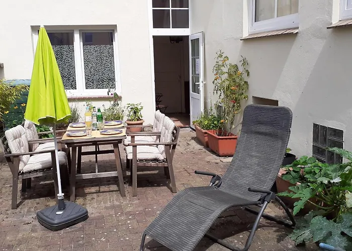 1-Zimmer-Apartment-1-Im-1-Obergeschoss
