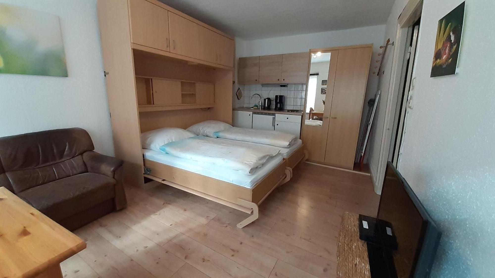 Apartment 1-zimmer-apartment 1 Im 1. Obergeschoss *